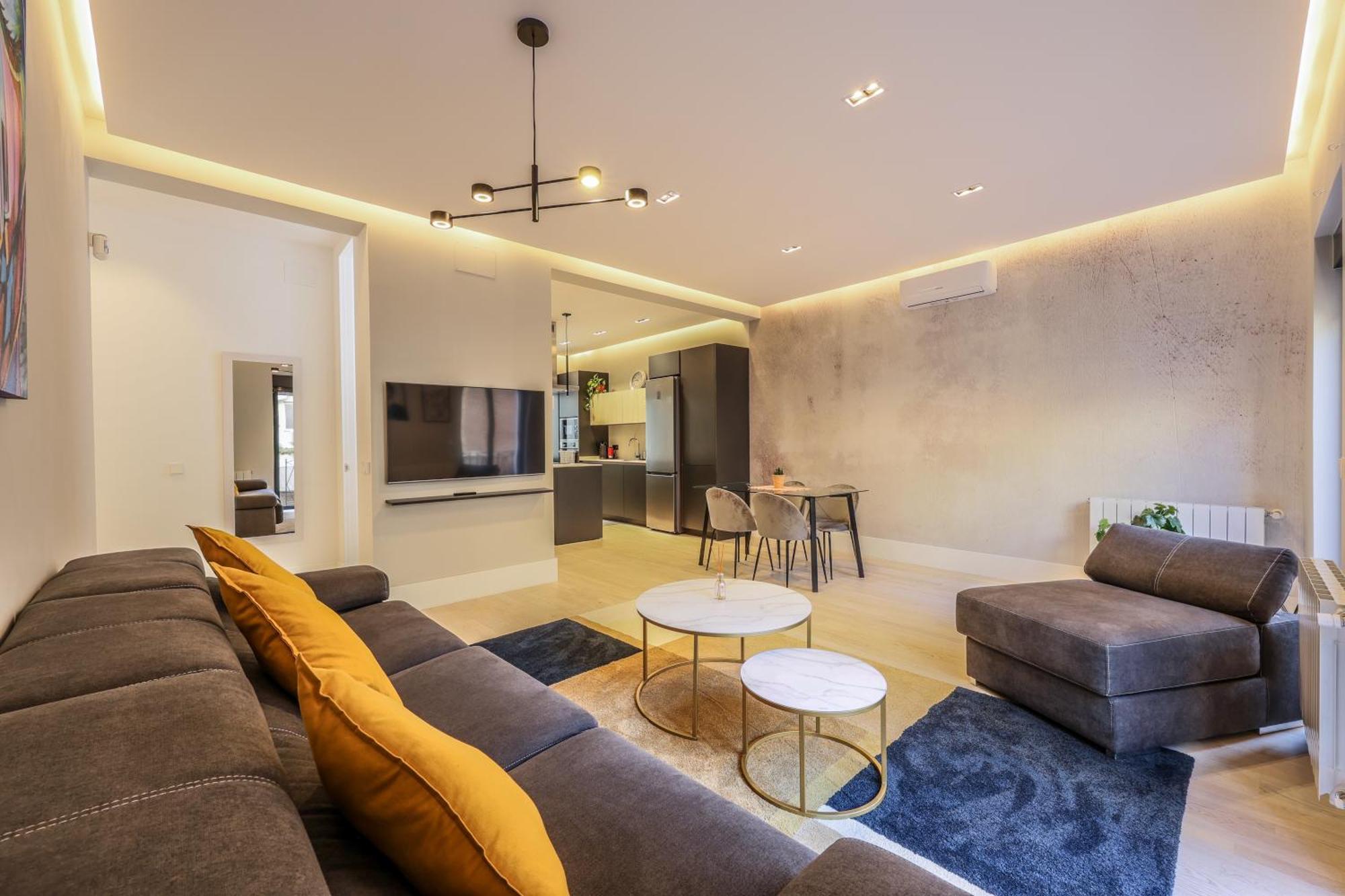 En El Corazon De Madrid, Casa Moderna — Photos 1